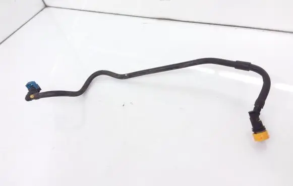 Mazda 3 II Fuel line/pipe/hose 