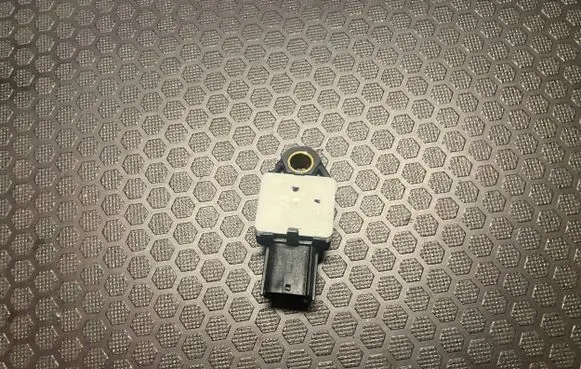 Peugeot 4007 Airbag deployment crash/impact sensor 8651A001