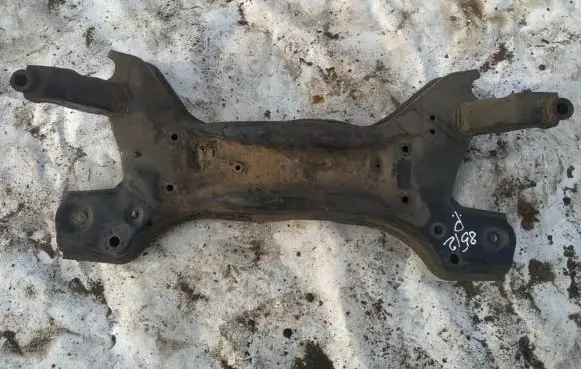 Skoda Fabia Mk2 (5J) Front subframe
