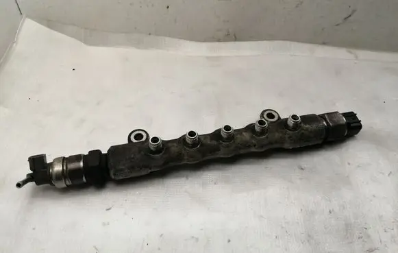 Toyota Corolla Verso AR10 Fuel main line pipe 238100R020