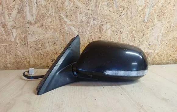 Front door electric wing mirror