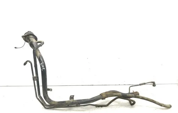 Suzuki Swift III Fuel tank filler neck pipe 