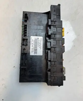 Mercedes-Benz CLS C219 SAM control unit 2115453601