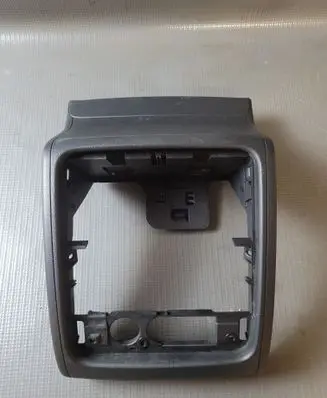 Volkswagen Touareg II Other center console (tunnel) element 7P6864299
