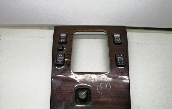 Mercedes-Benz C W202 Electric window control switch 2026830000