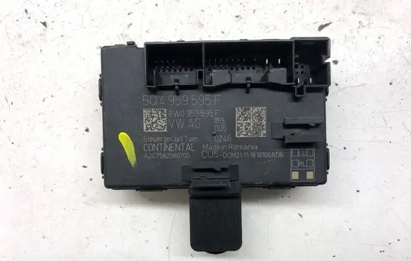 Skoda Superb B8 (3V) Door control unit/module 5Q4959595F 8W0959595F A2C7582580700