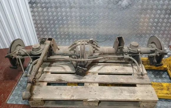 Jeep Grand Cherokee (WK) Rear axle beam 