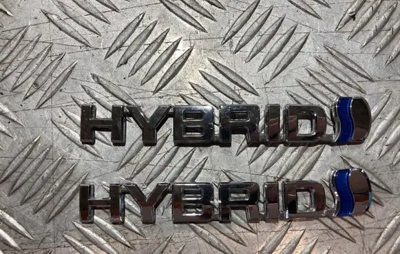 Toyota RAV 4 (XA50) Fender model badge letters PK19626