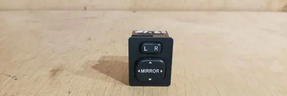 Toyota Corolla Verso AR10 Wing mirror switch 183574 769746F 769746