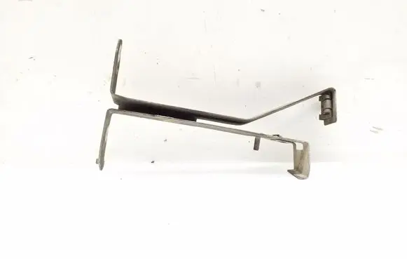 Mercedes-Benz C W204 Front bumper mounting bracket A2045241440