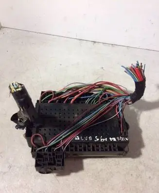 Volvo S60 Power management control unit 8688563 8645719
