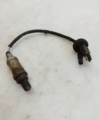 Mercedes-Benz 190 W201 Lambda probe sensor 0065429617 0258003015