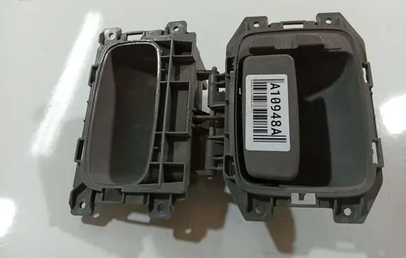 Rear door interior handle