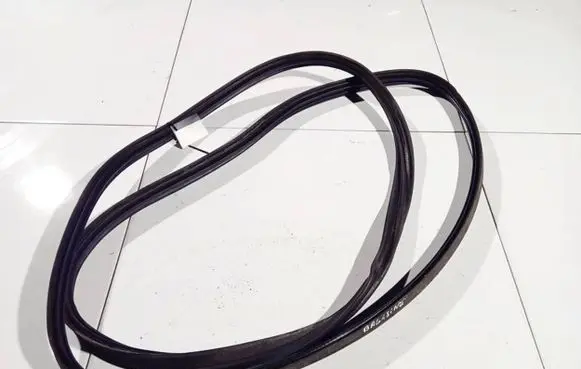 Subaru Forester SH Rubber seal rear door 