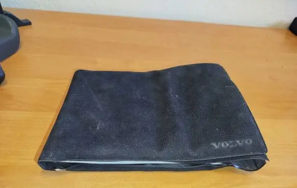Volvo C30 Owners service history hand book 