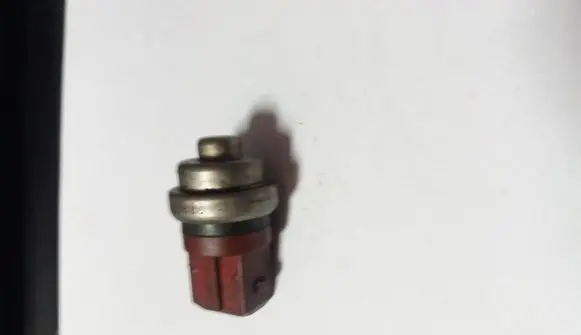 Audi A4 S4 B5 8D Coolant temperature sensor 2519193098