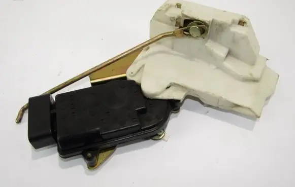 Suzuki Wagon R+ Rear door lock