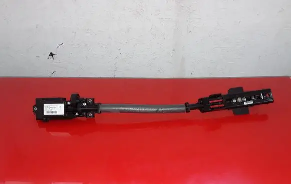 Audi A8 S8 D4 4H Seat belt adjustment motor 4H0857833 B1078913