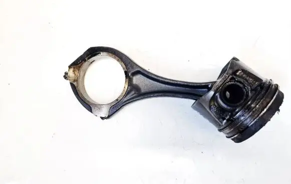 Mercedes-Benz CLS C219 Piston with connecting rod 0830923