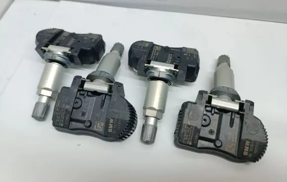 BMW 3 F30 F35 F31 Tire pressure sensor 6881891 36106881891 70735510