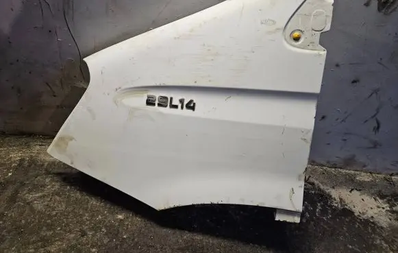 Iveco Daily 35 - 40.10 Fender