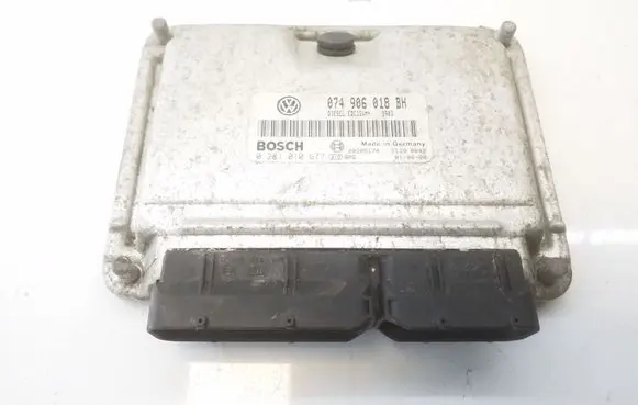 Volkswagen Transporter - Caravelle T4 Engine control unit/module 074906018BH 0281010677