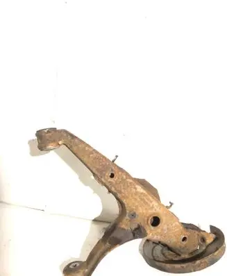 Rear wheel hub spindle/knuckle