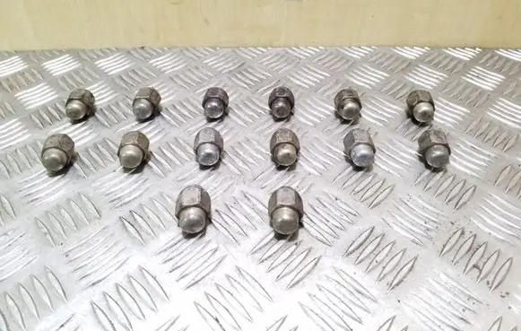 Hyundai i40 Nuts/bolts 