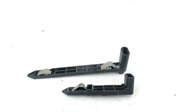 Volvo XC60 Headlight/headlamp mounting bracket 30763155 30763154