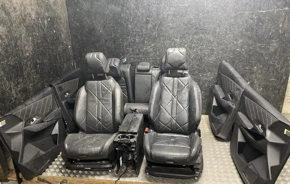 Citroen DS7 Crossback Seat set 