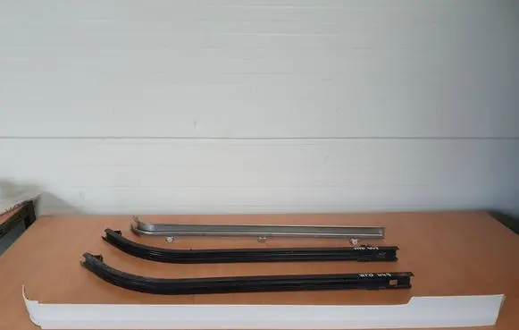 Mercedes-Benz Vito Viano W447 Sliding door bottom rail A4477600341