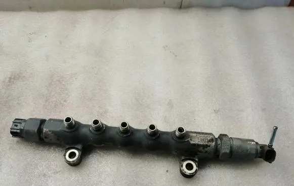 Toyota Auris 150 Fuel main line pipe 238100R020