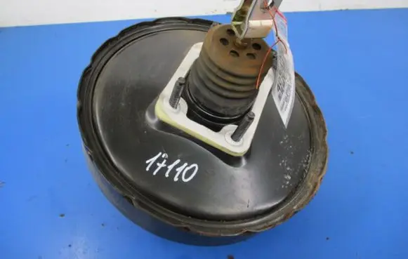 Hyundai Santa Fe Brake booster