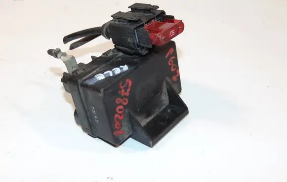 Glow plug pre-heat relay