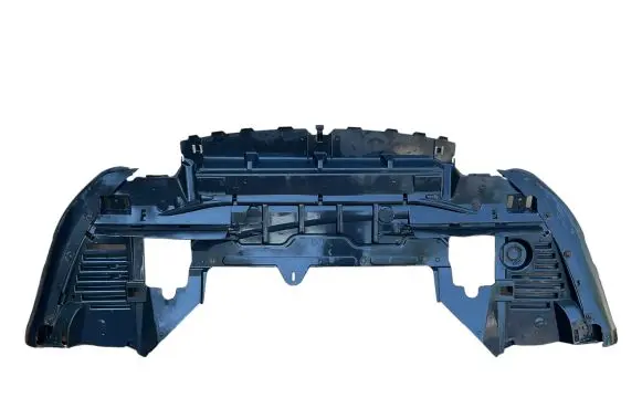 Front bumper skid plate/under tray