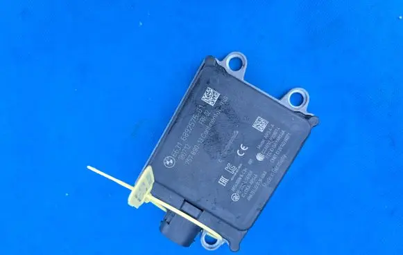 BMW X3 G01 Distronic sensor radar 6892575 05354537
