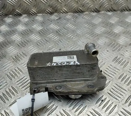 Engine oil radiator