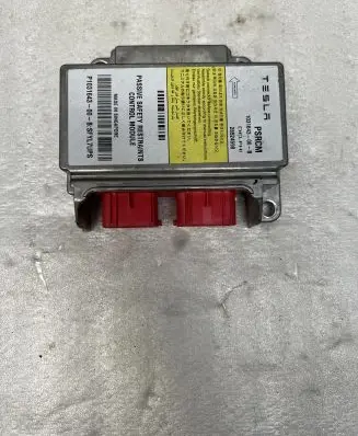 Tesla Model S Airbag control unit/module 103164300B