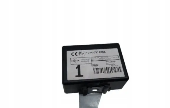 Toyota Yaris Sliding door control unit/module 10R0311005