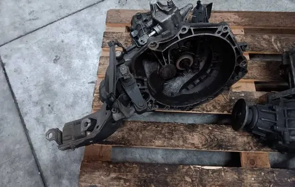 Opel Tigra A Manual 5 speed gearbox F13C374