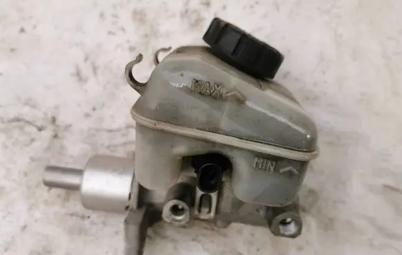 Opel Combo E Master brake cylinder 5571 1UC2S