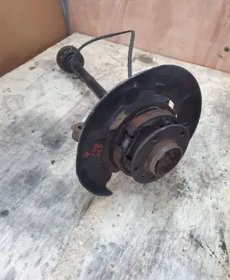 BMW 3 E90 E91 Rear wheel hub 6783665 7525821