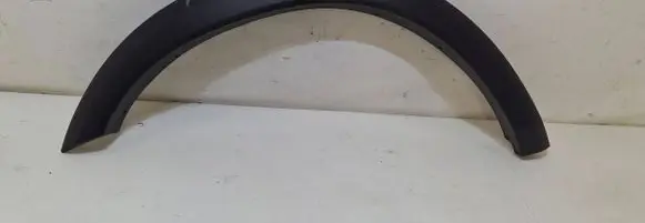 Dodge RAM Front arch trim 6MS35TRMAC