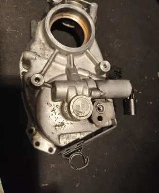 Audi A4 S4 B7 8E 8H Other engine bay part 06f103530t