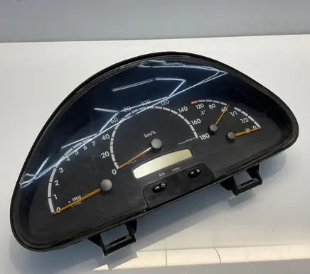 Mercedes-Benz Sprinter W901 W902 W903 W904 Speedometer (instrument cluster) A0014468621 76832 0014468621