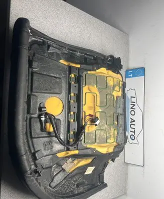 Rear seat