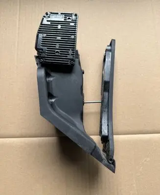 Mercedes-Benz GLC X253 C253 Accelerator throttle pedal A2533002900