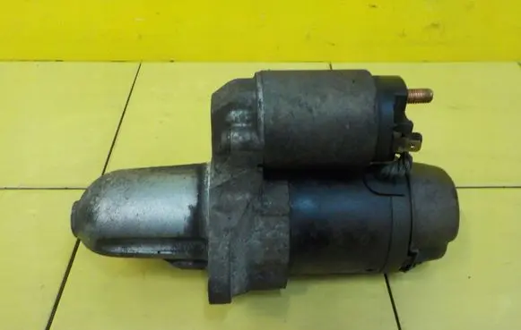 Subaru Forester SG Starter motor M000T30471 23300AA450