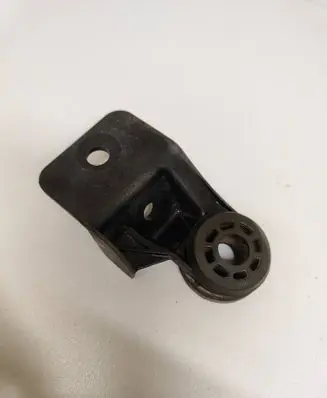Chevrolet Camaro Radiator support slam panel bracket 84009865