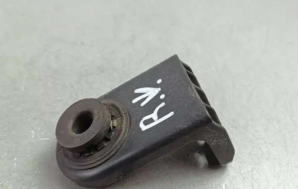 KIA EV6 Radiator support slam panel bracket 